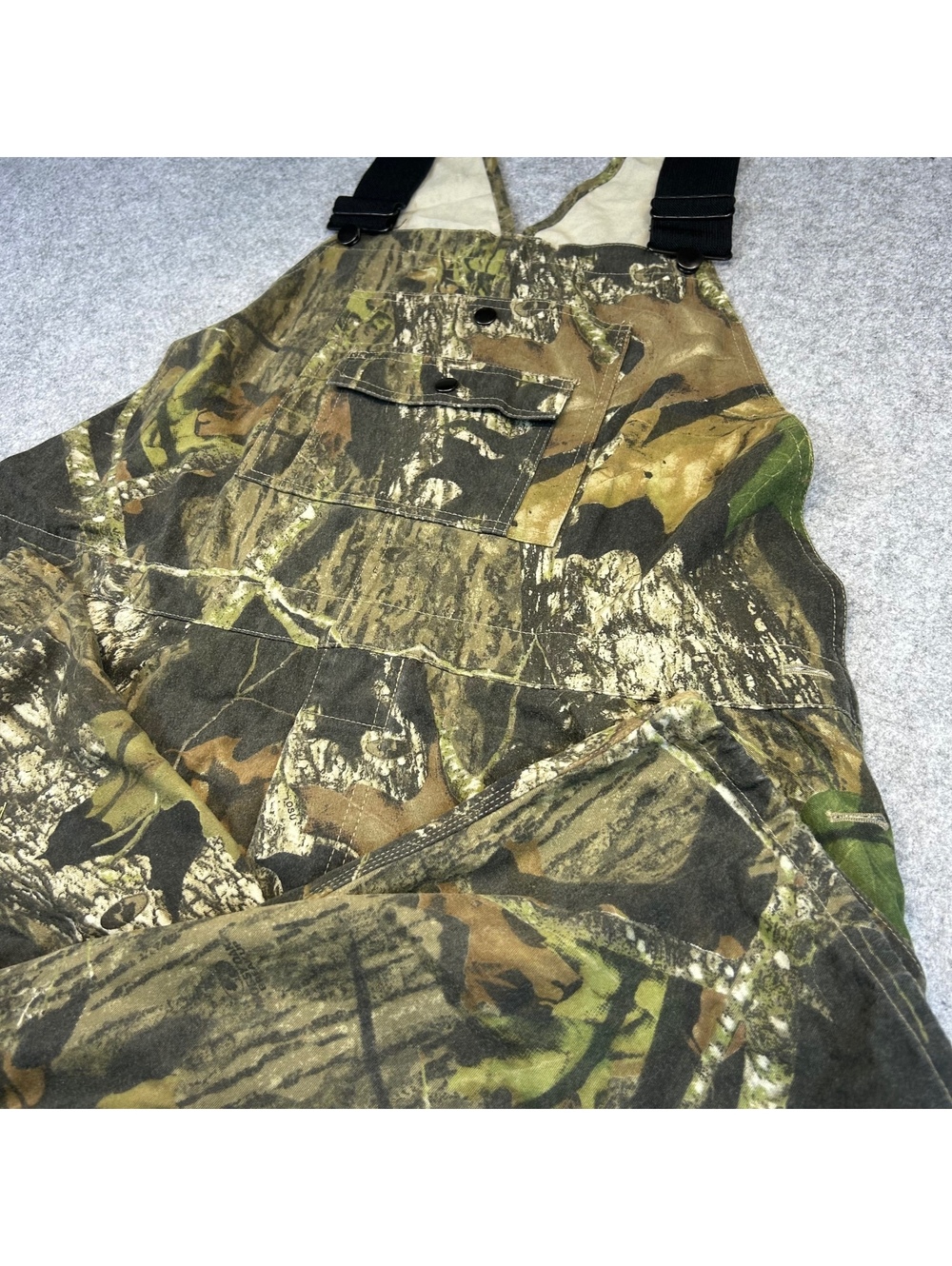 FieldStaff Mossy Oak Camouflage Bib Overalls Mens Size 44 Hunting Outdoor